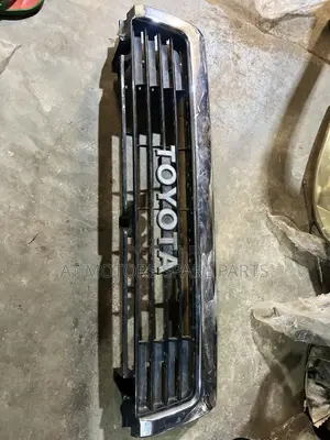 Toyota Landcruiser Front Grill