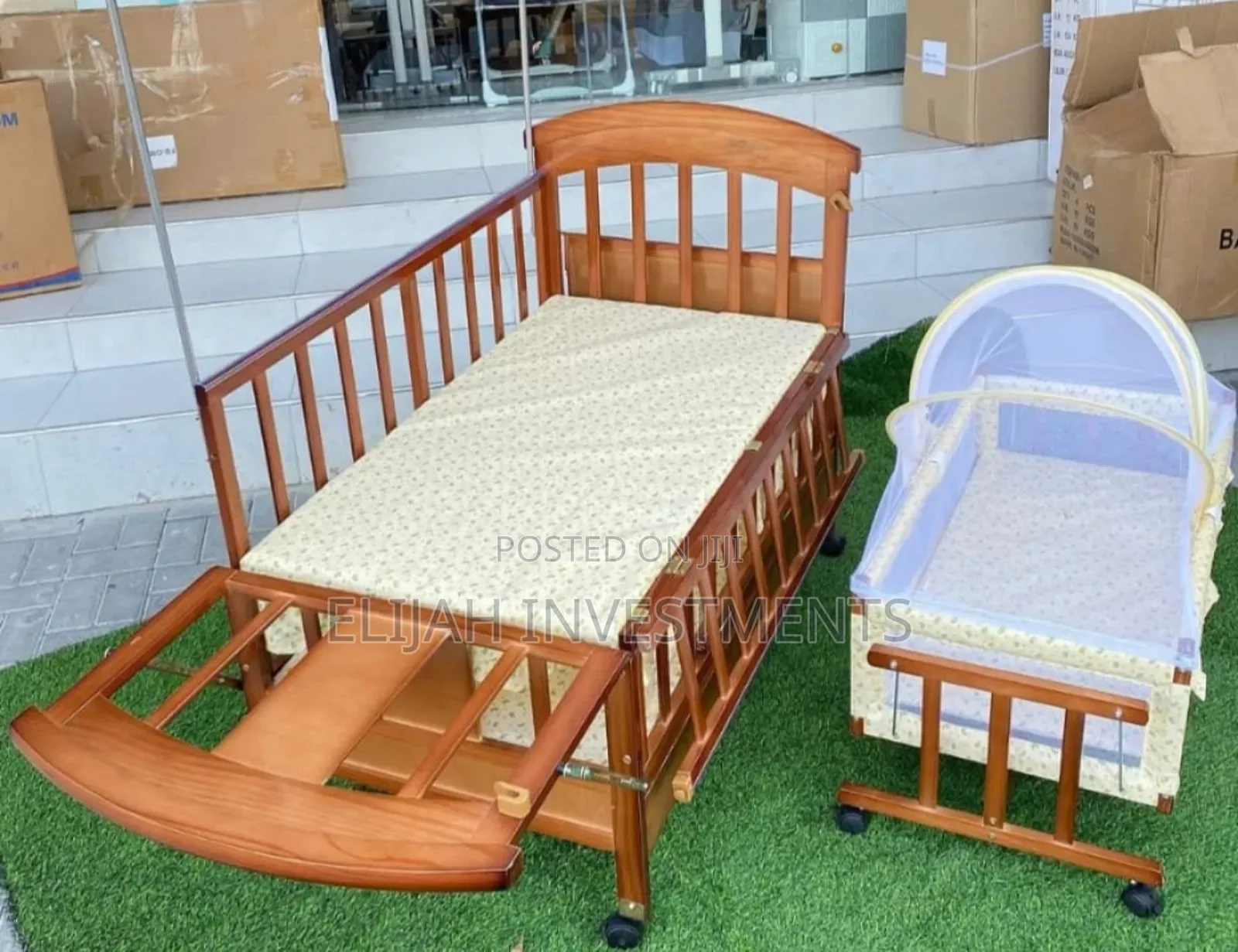 Premium Quality Wooden Baby Bed