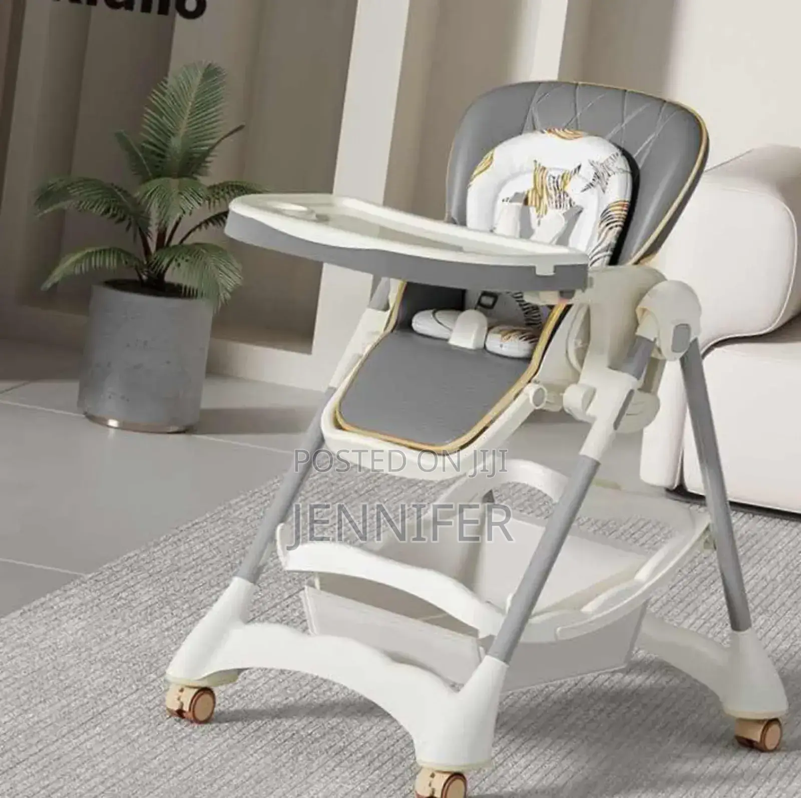Comfortable Baby Dining High Feeding Chair.