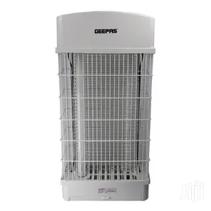 Geepas Auto Mosquito Insect Killer With 2 X 15W UV Lights