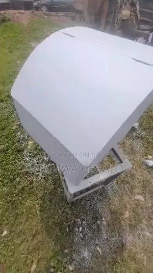 Photo - Motorcycle Food Delivery Box