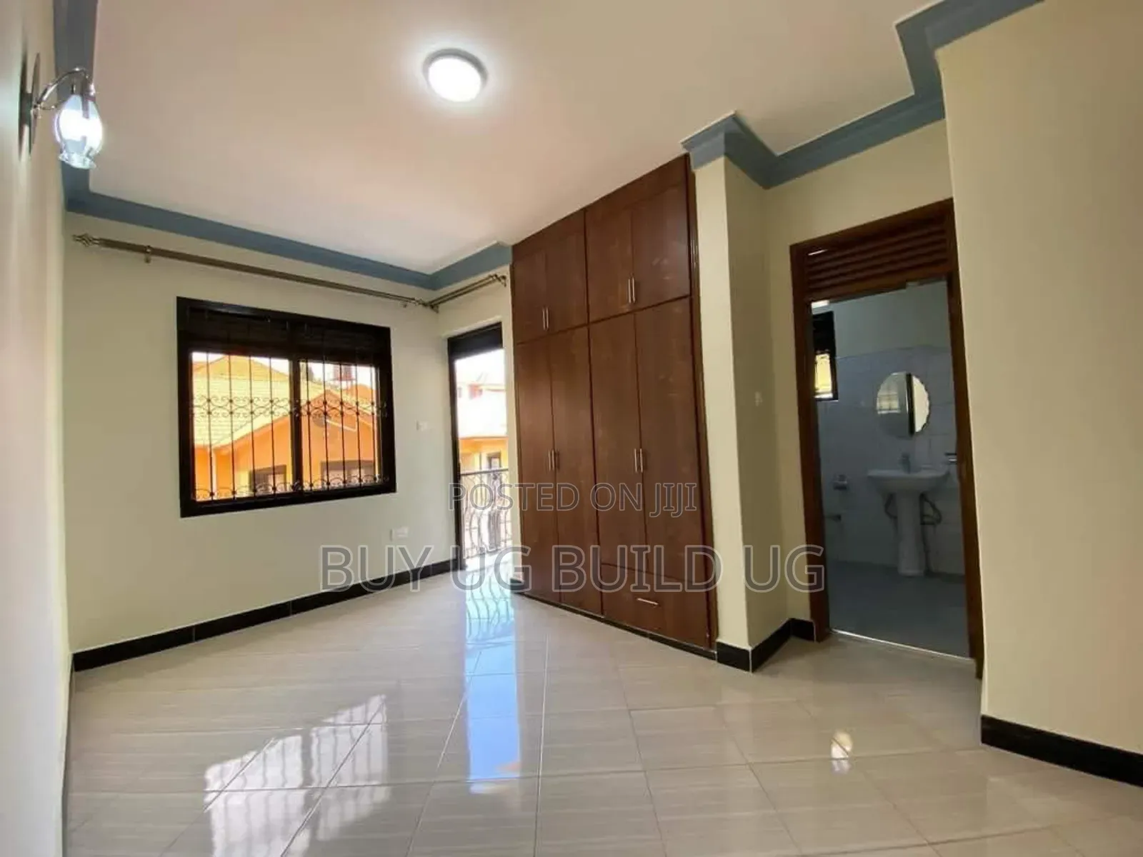 3bdrm Duplex in Kira for rent