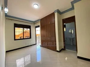 3bdrm Duplex in Kira for rent
