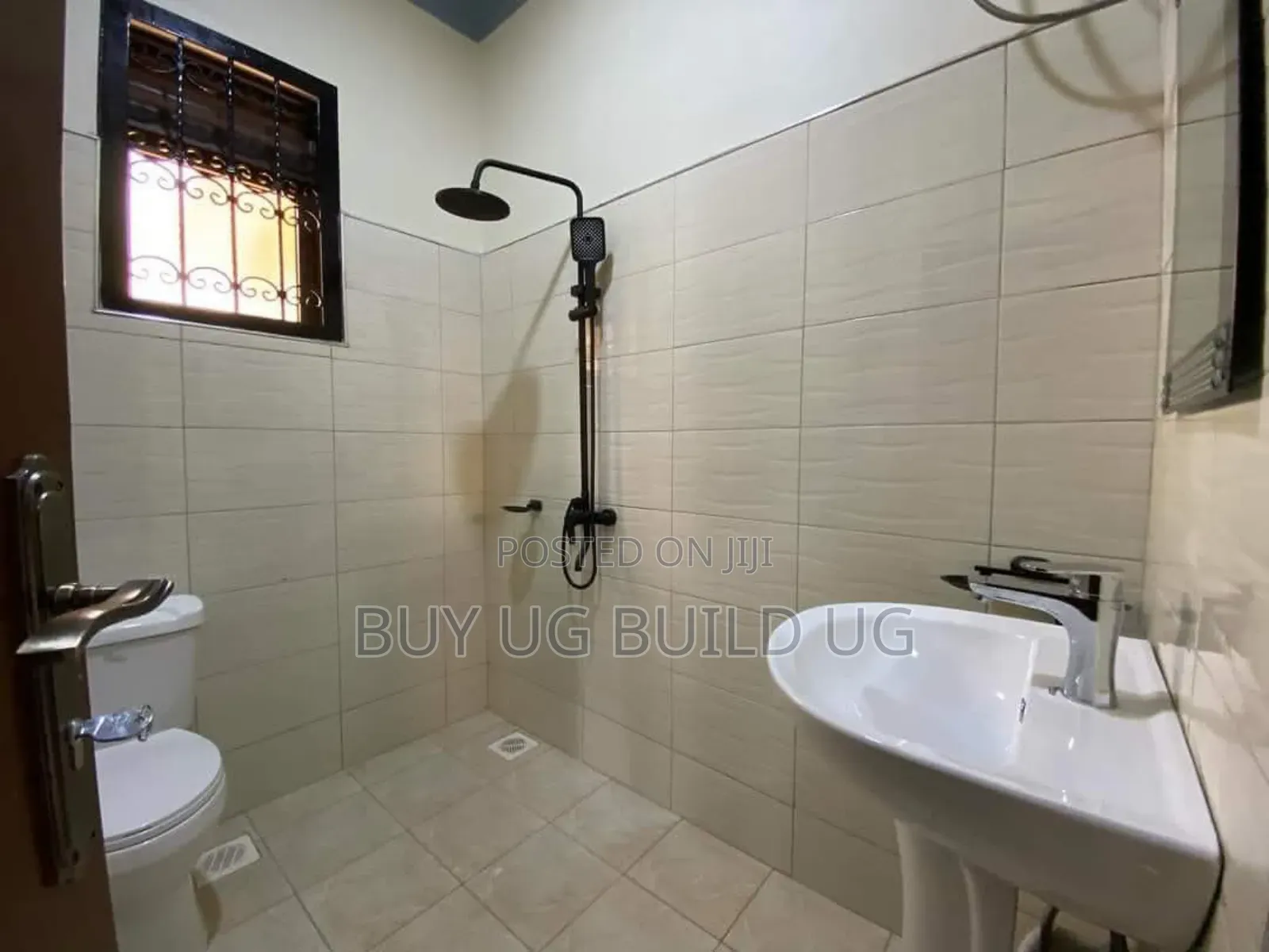 3bdrm Duplex in Kira for rent