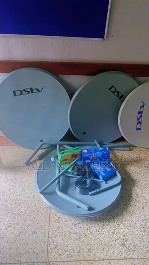Free Delivery and Installation of DSTV Hd 10s Model Deco.