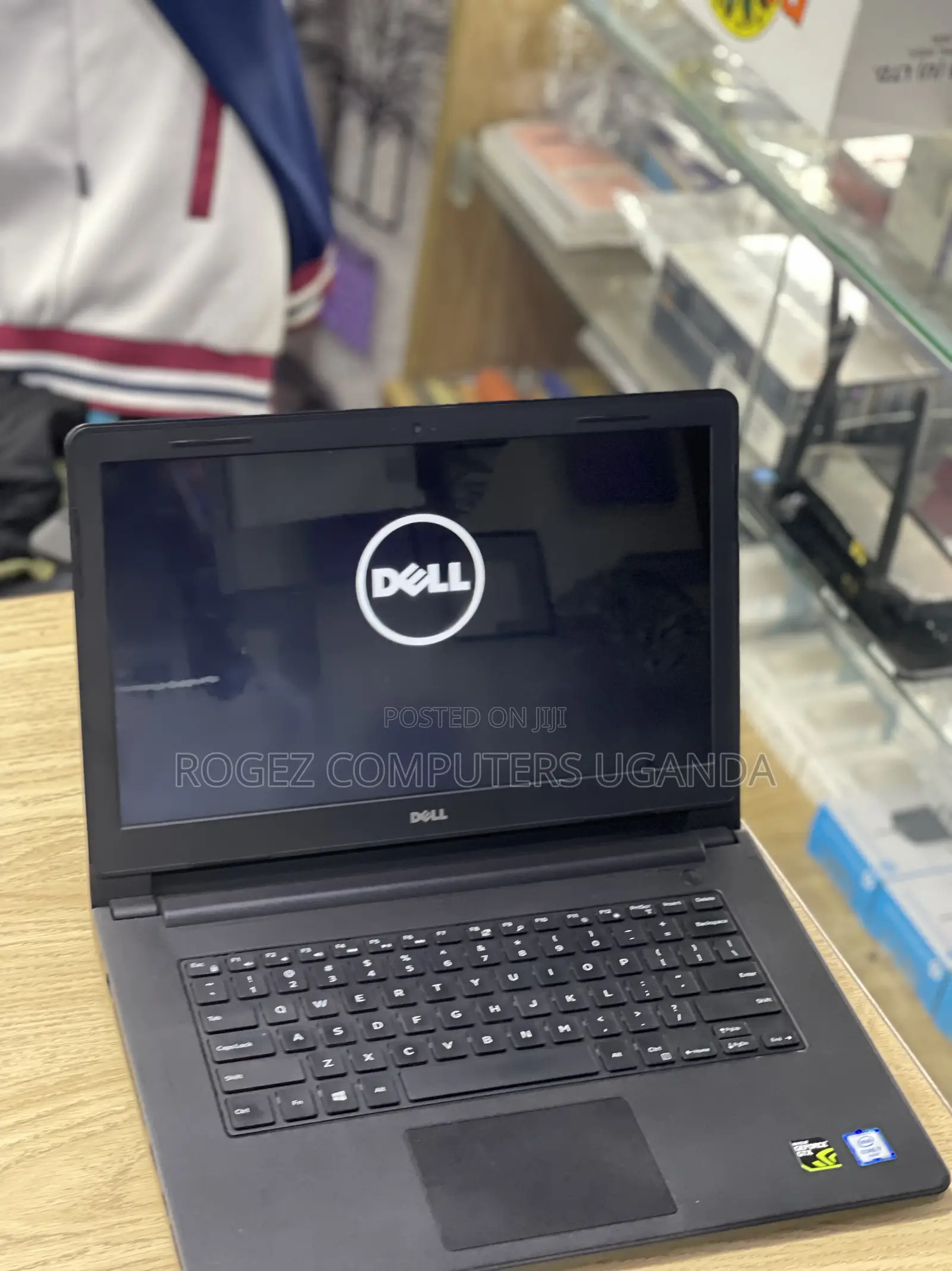 New Laptop Dell Inspiron 14 3452 8GB Intel Core I7 HDD 500GB