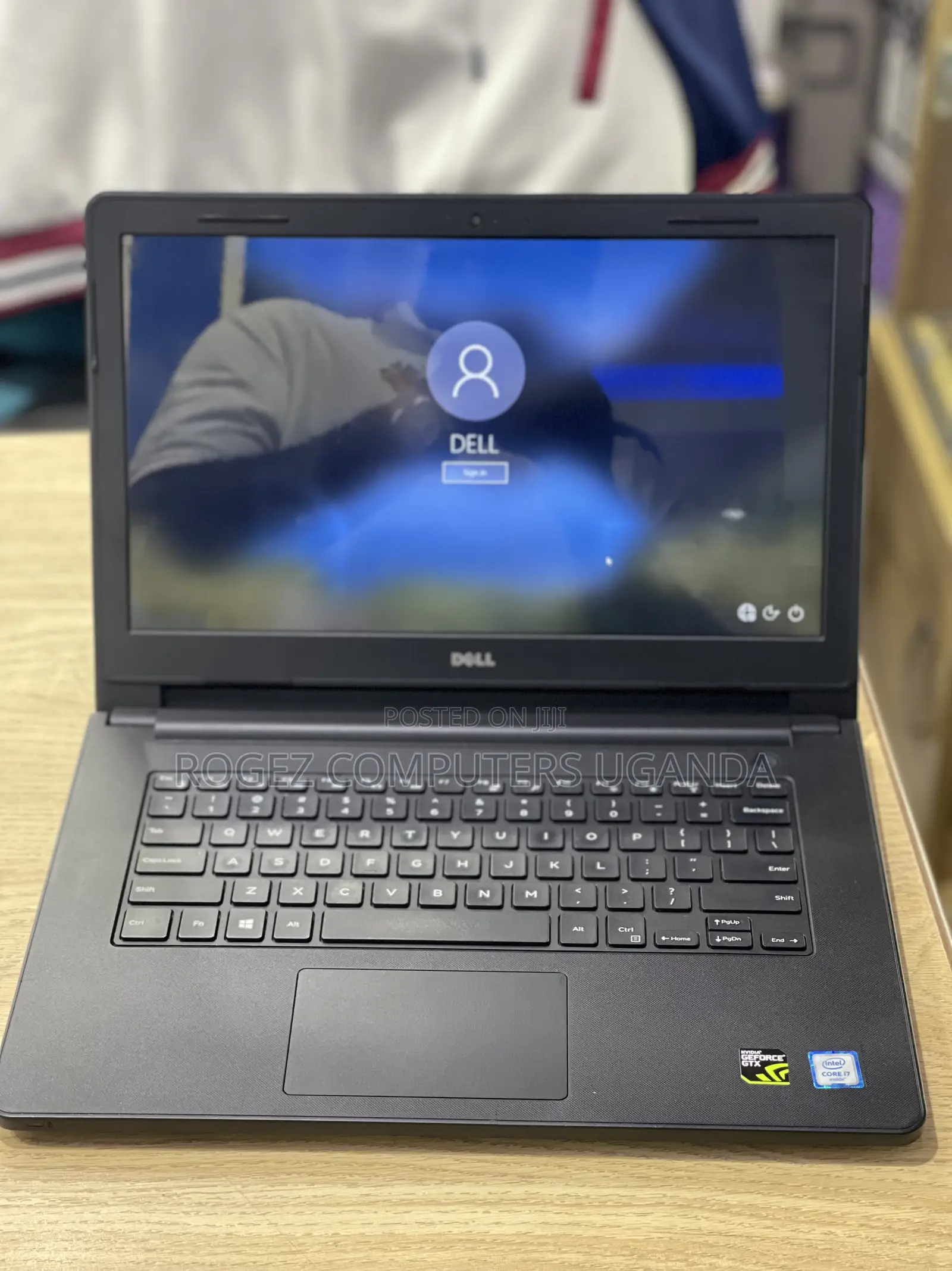 New Laptop Dell Inspiron 14 3452 8GB Intel Core I7 HDD 500GB