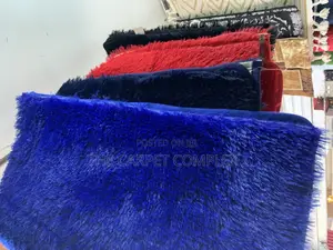 Centre Fluffy Medium Size