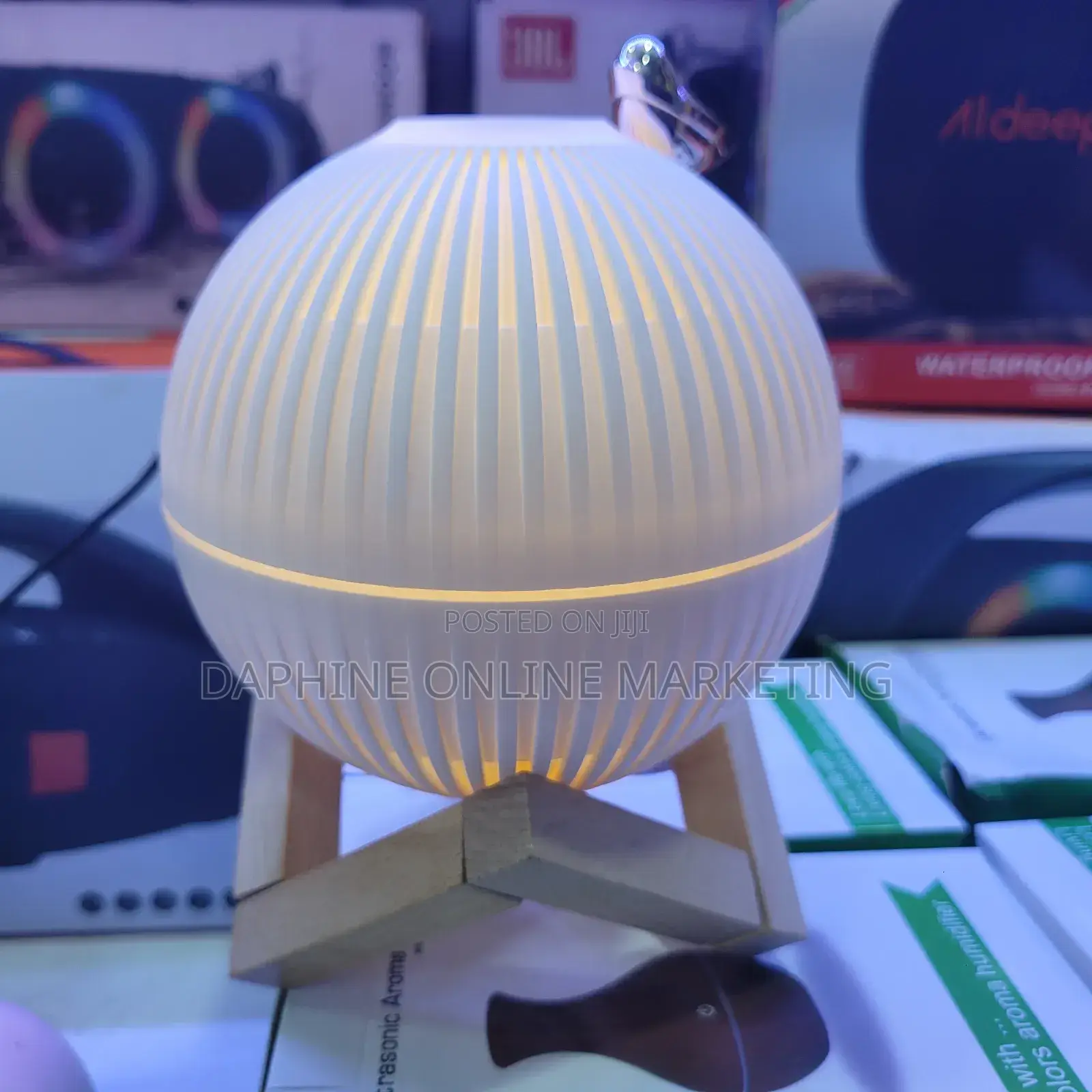 Lark Humidifier/Table Lamp and Humidifier