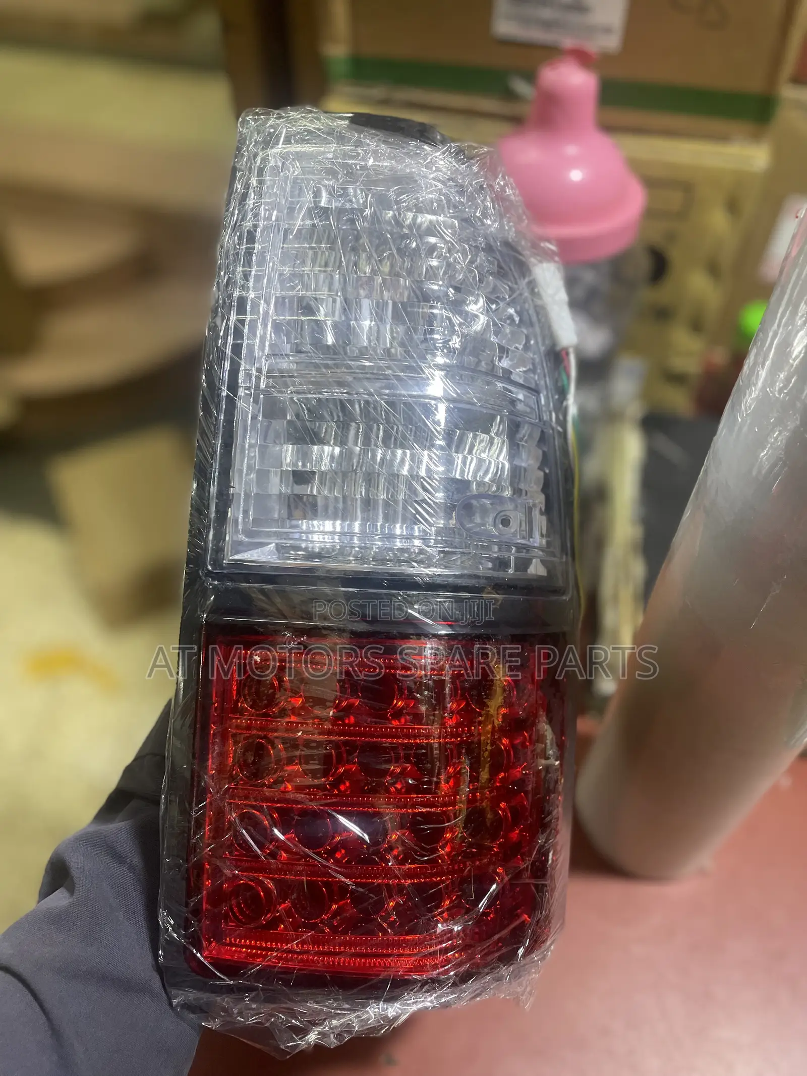 Land Cruiser Tx1999 Back Lights
