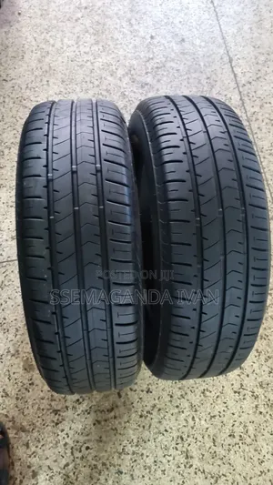 Photo - 205/60r16 Bridgestone Foreign Used Made in Japan