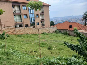 Photo - Very Beautiful Hot Plot on Quick Sale in Makindye Kizungu