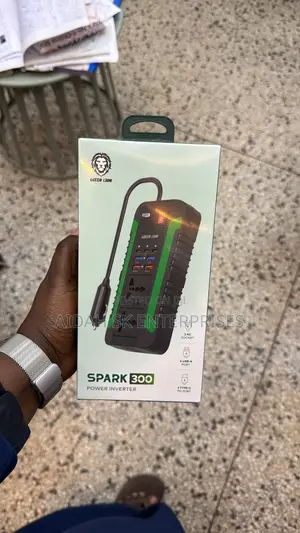 Green Lion Spark 300 Power Inverter - Black