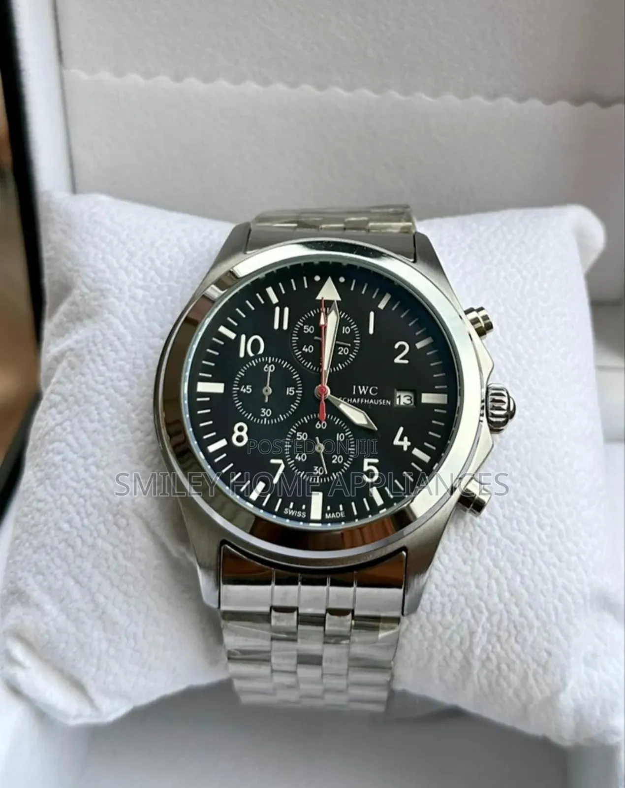 IWC Schaffhausen Men's Classic Watch Silver