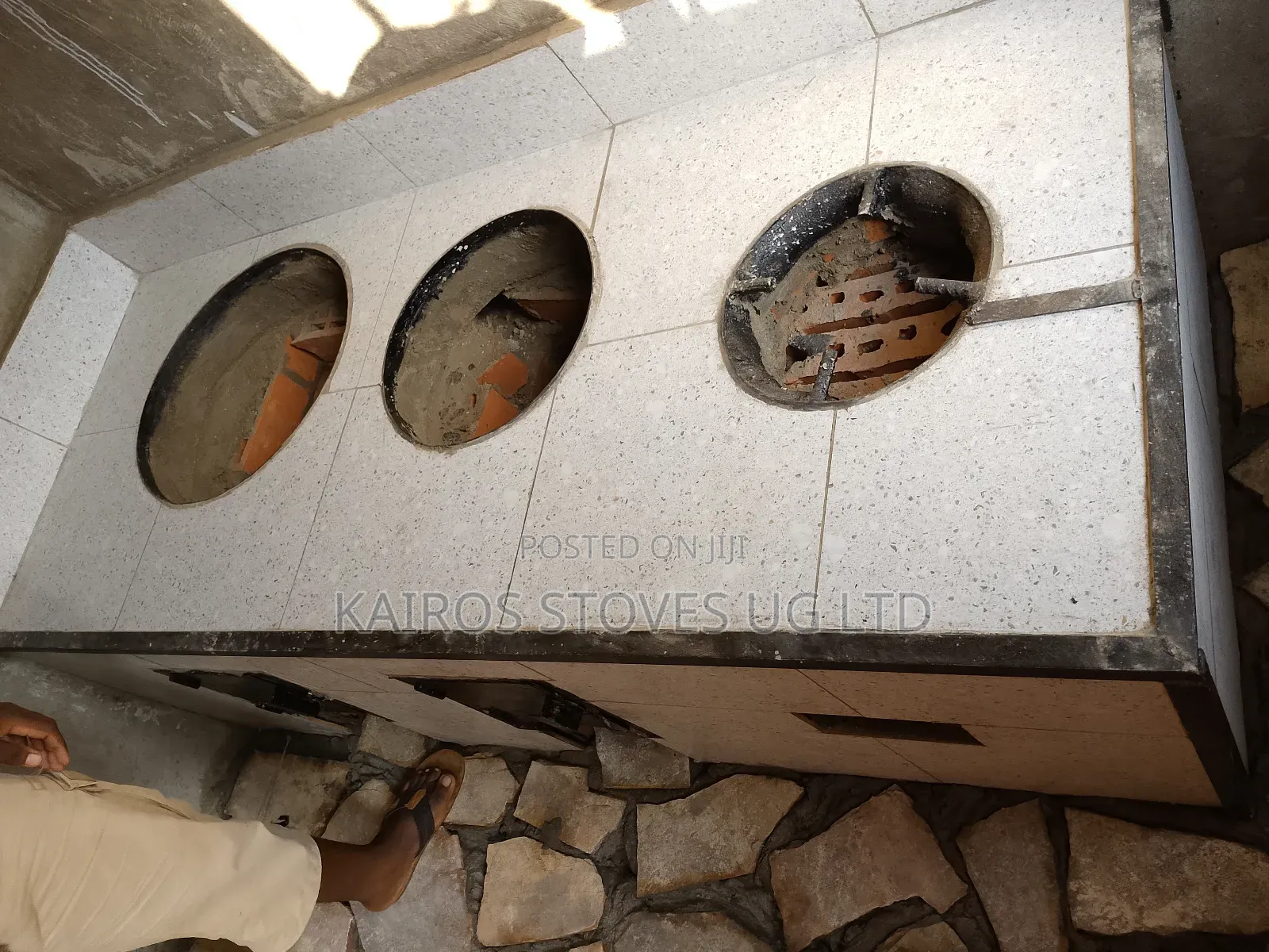Firewood and Charcoal Energy Saving Cooking Stove