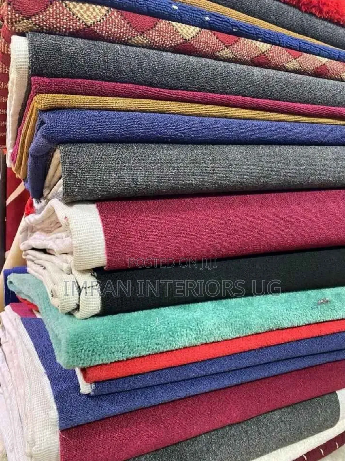 Wall to Wall and Cut Cut Home Woolen Carpets in All Colors.