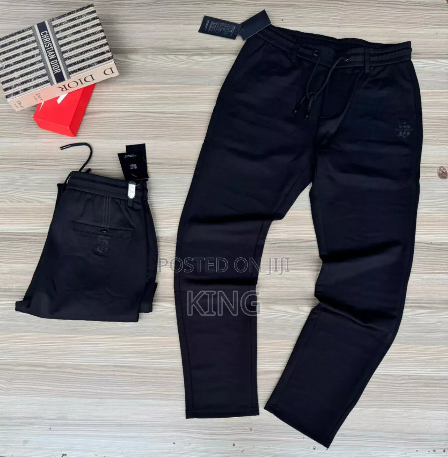 Serene Triple Black Sweaterpants