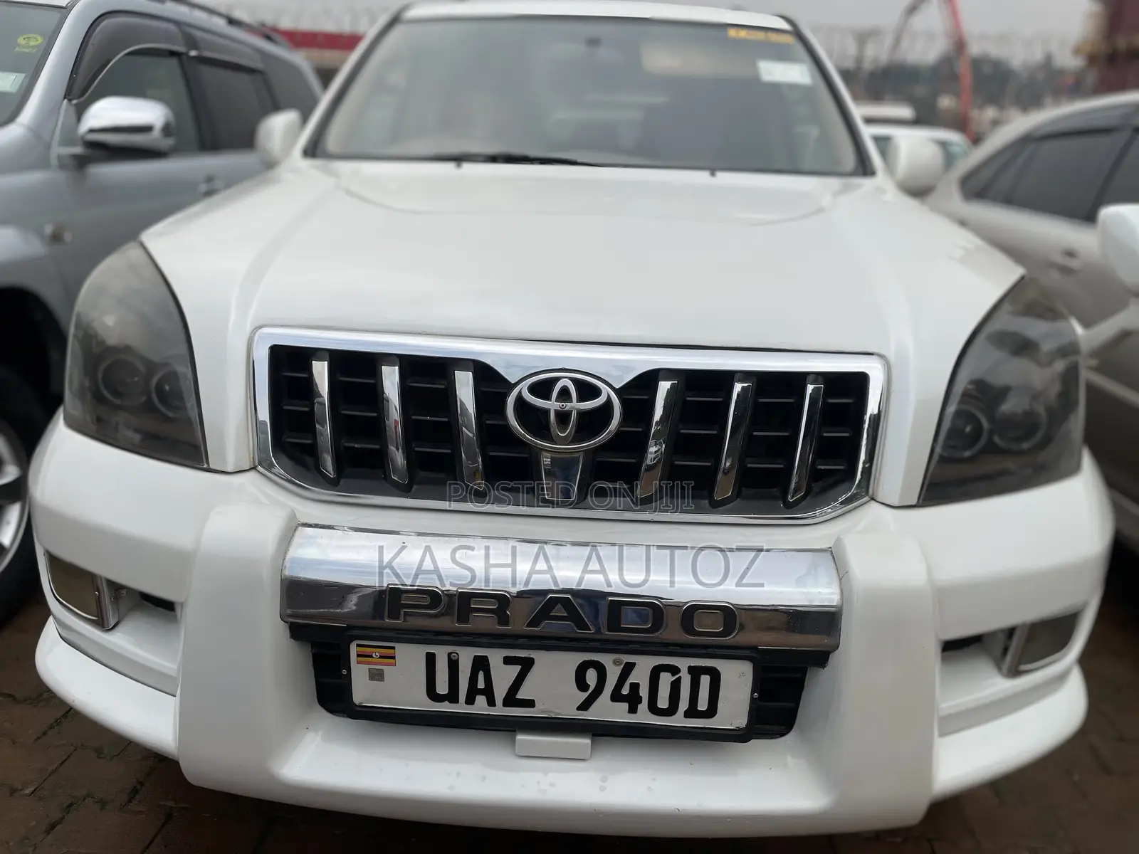 Toyota Land Cruiser Prado 2004 White