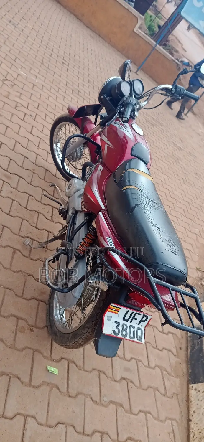 Bajaj CT 110X 2023 Red