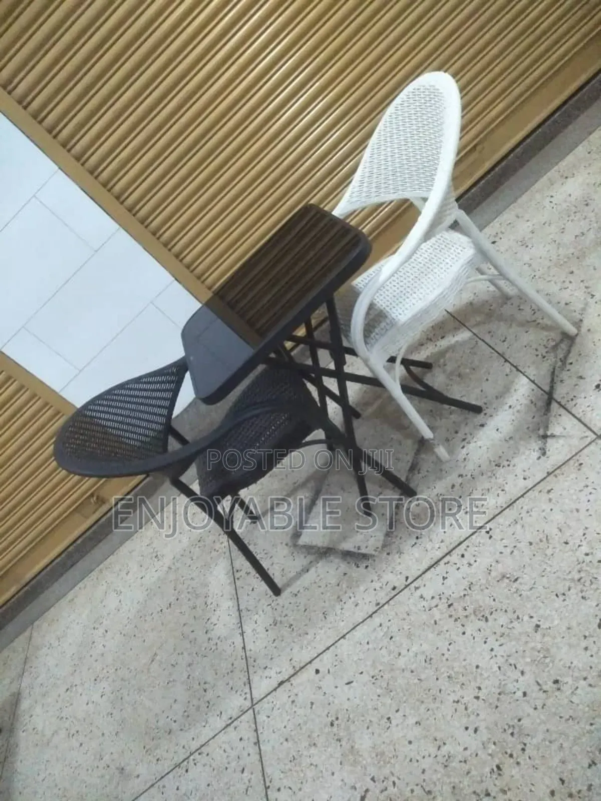 Executive Garden Table and 2 Chairs