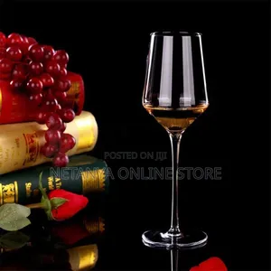Red Wine Glasses a Dozen