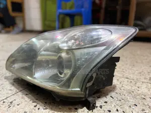 Head Light for Toyota Harrier
