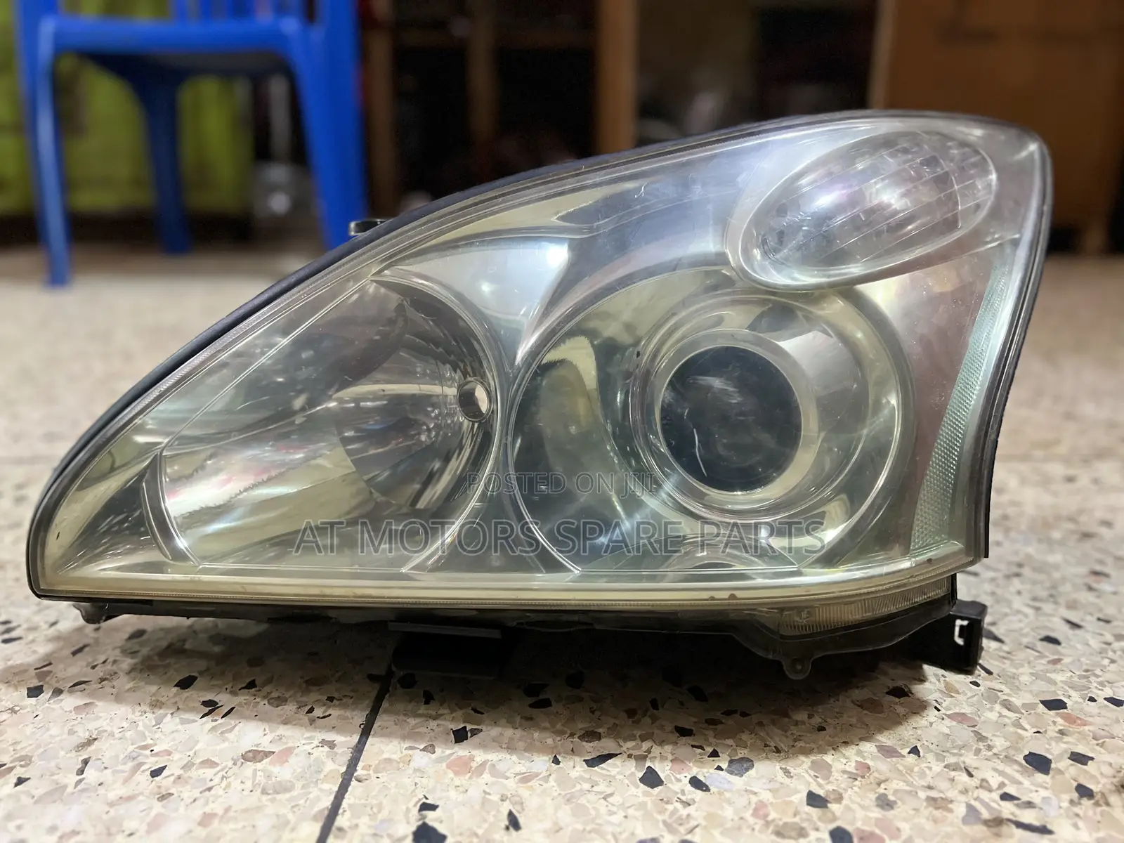 Head Light for Toyota Harrier