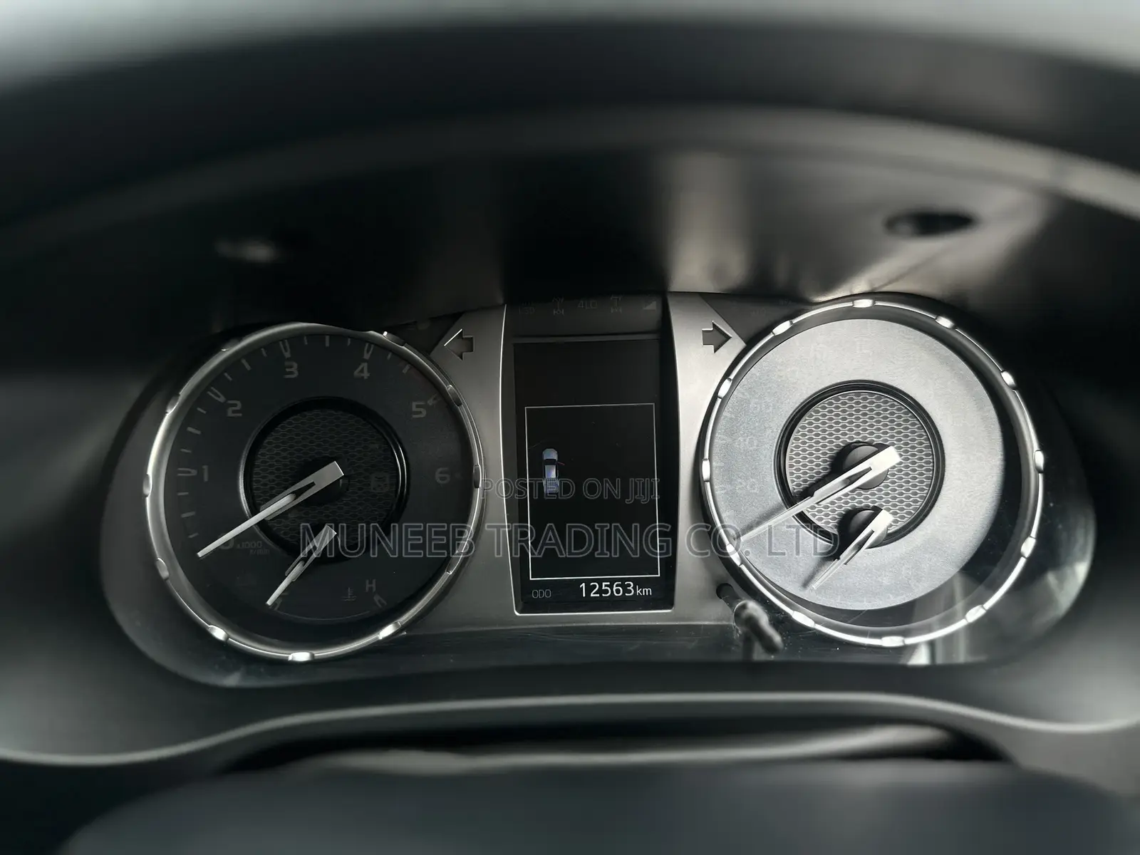 Toyota Hilux 2021 Black