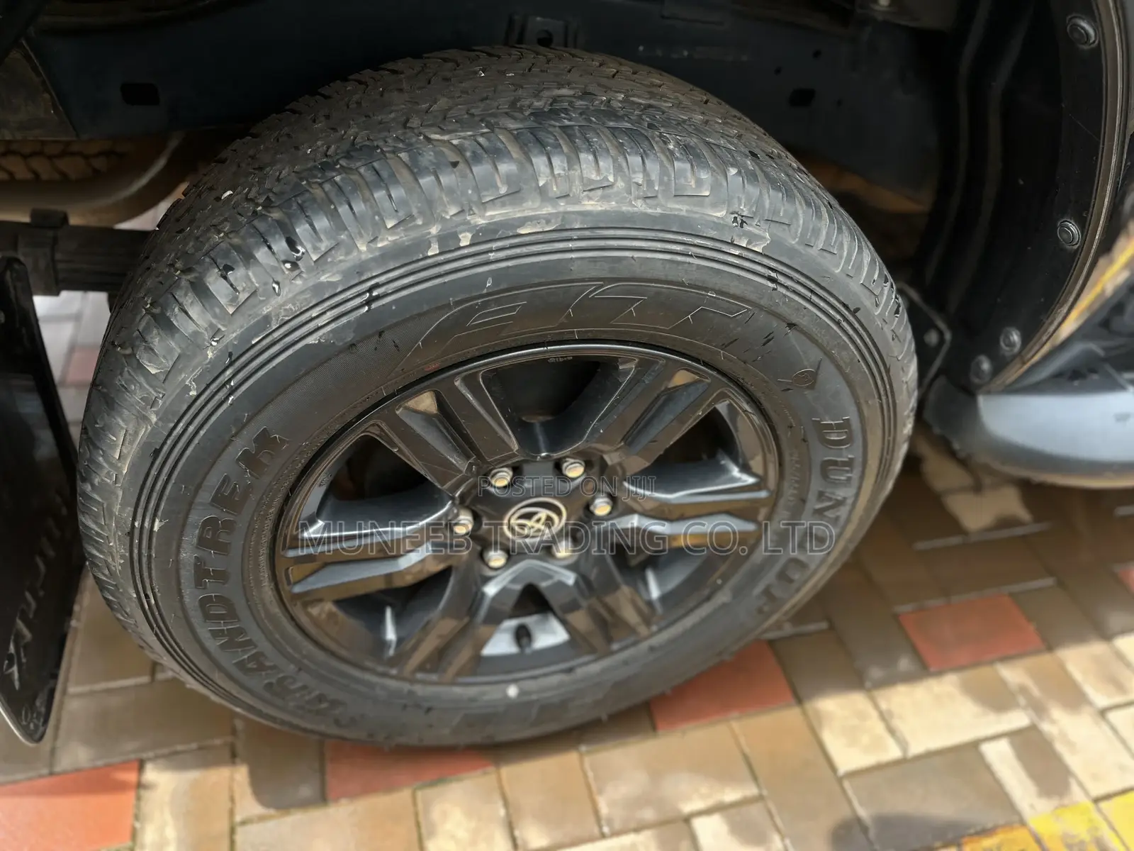 Toyota Hilux 2021 Black