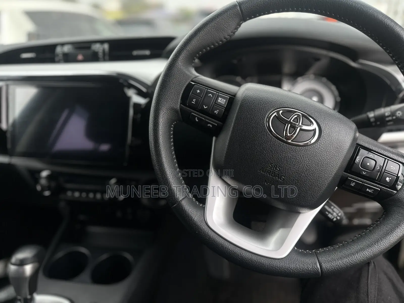Toyota Hilux 2021 Black