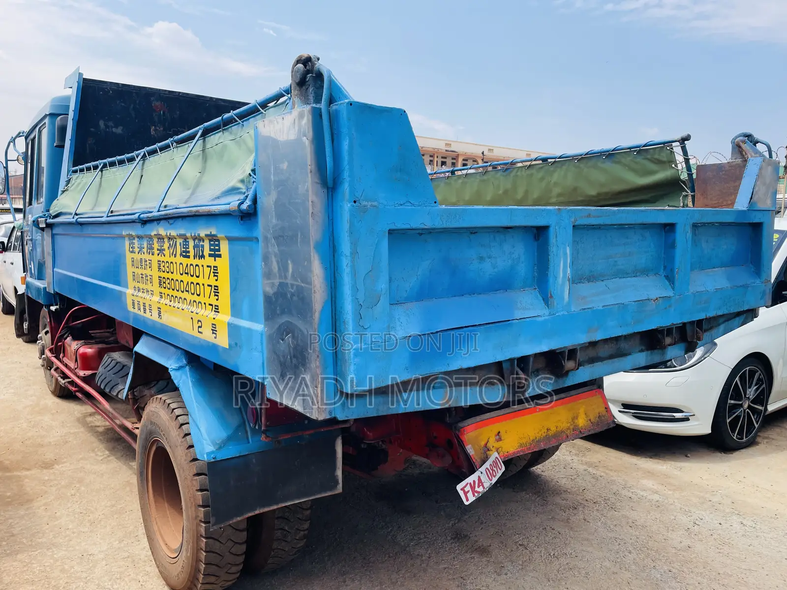 Fuso Tipper Very Strong Machine