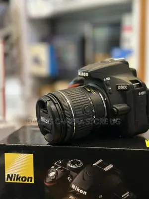 Nikon 5600