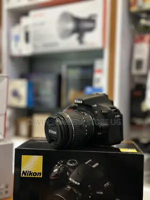 Nikon 5600