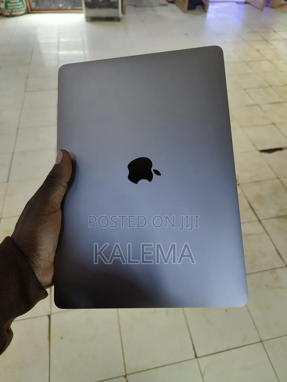 Laptop Apple MacBook Pro 2017 8GB Intel Core i5 SSHD (Hybrid) 128GB