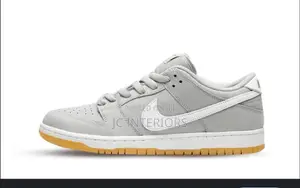 Nike Dunk Low SE