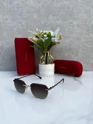 Photo - Cartier_frameless_brown_gold_304 Fashion Sunglasses