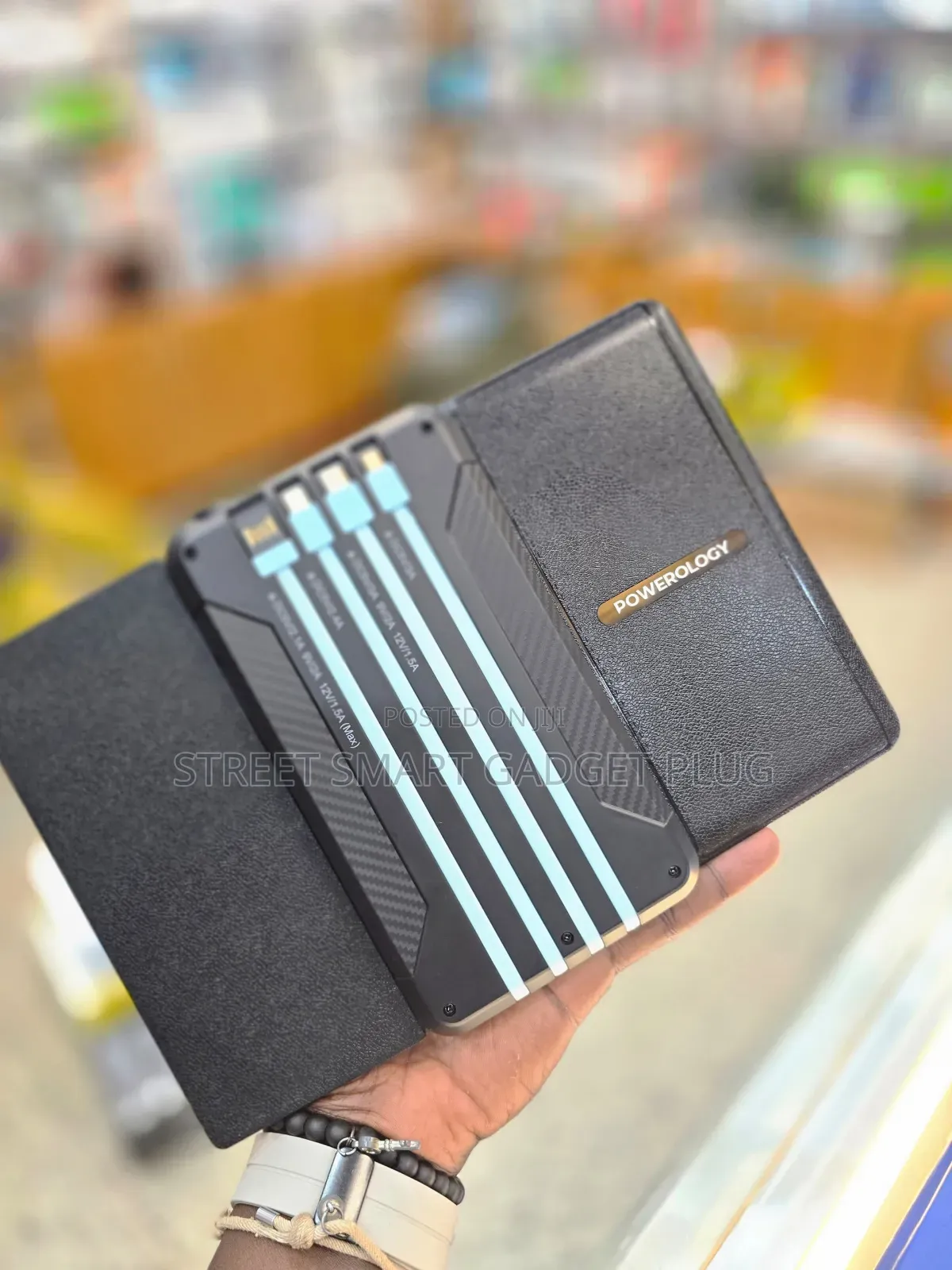 Powerology PP070 (16000mah) Solar Multi Cable Power Bank