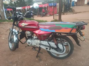 Simba UG Boss+ 100cc 2023 Red