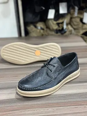 Men's Laced Timberland Casual Moccasins in Stock