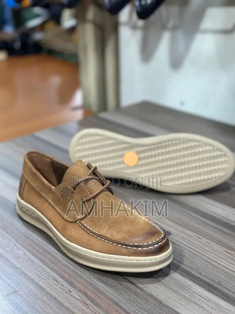 Men's Laced Timberland Casual Moccasins in Stock