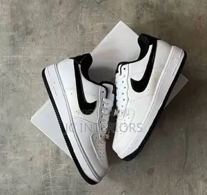 Nike Air Force 1 Sneakers