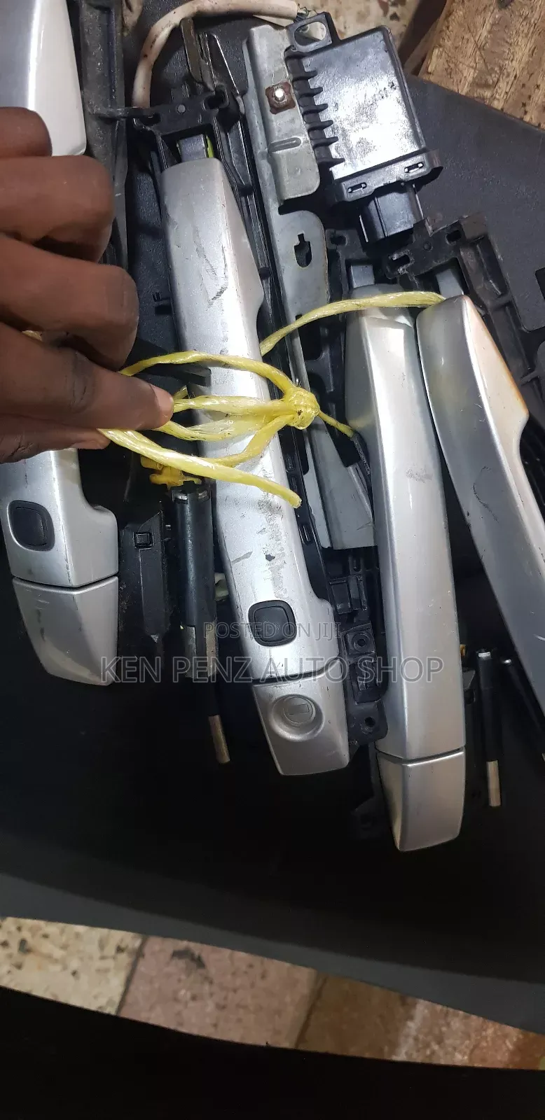Subaru Exiga Door Handles