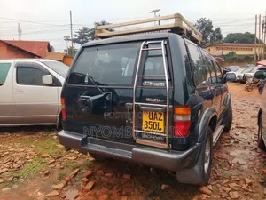 Isuzu Trooper 2002 Green