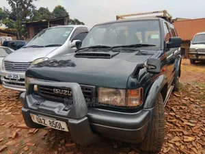 Isuzu Trooper 2002 Green