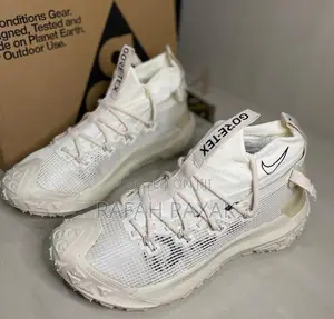 Original Off-White Nike ACG Mountain Fly Gore-Tex Sneakers