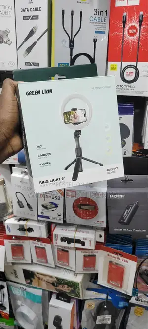 6"Ringlight Selfiestick/Adjustable Lightning Modes Ringlight