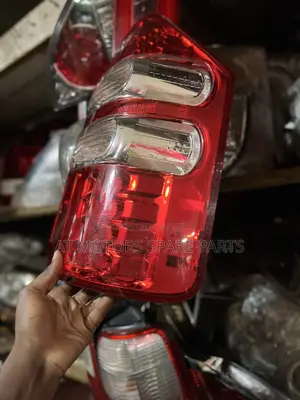Noah Tail Light 2010