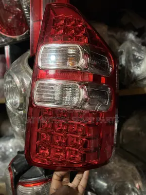 Noah Tail Light 2010