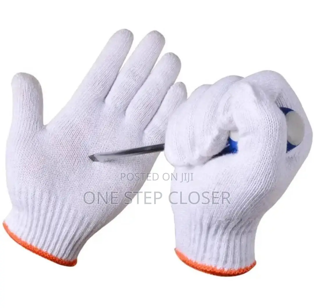 Saftey Gloves For Cleaning Toilets And Dirt Areas