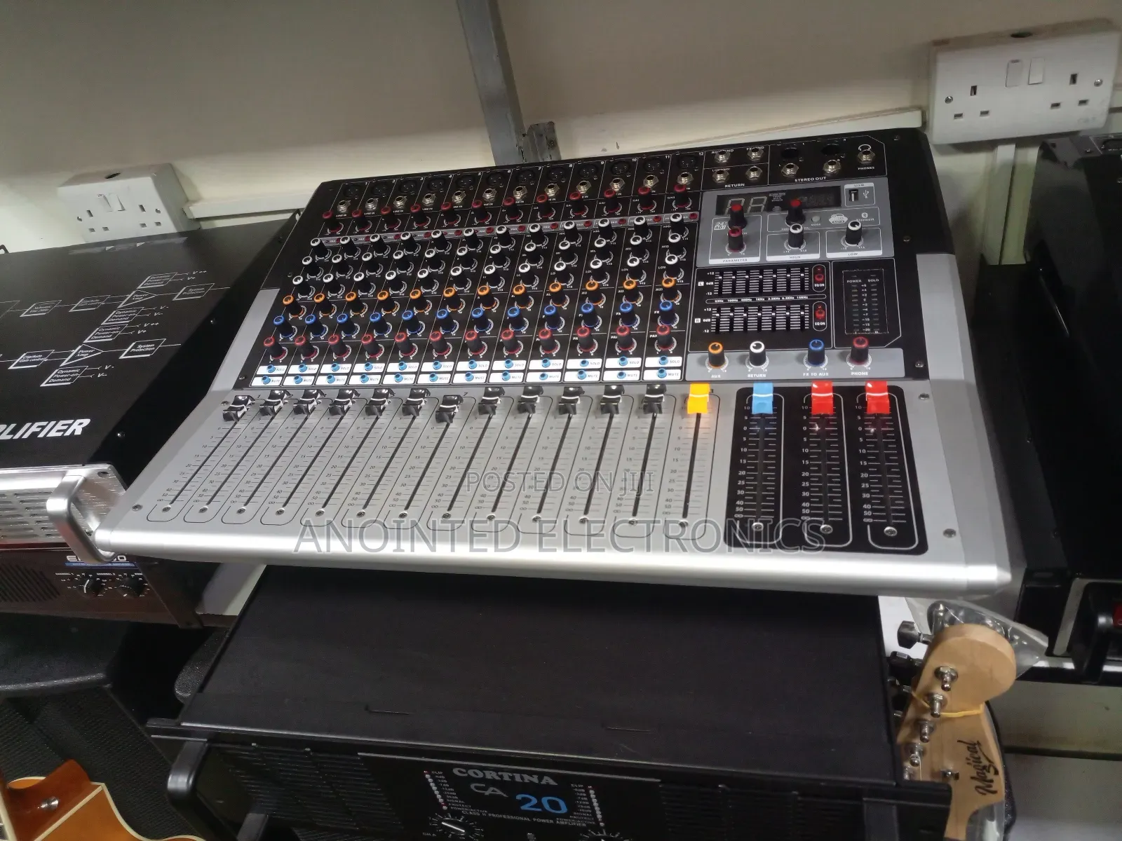 Amp Mixture 12 Channels Cortina